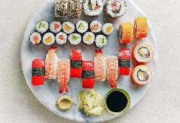 Small Sushi Platter